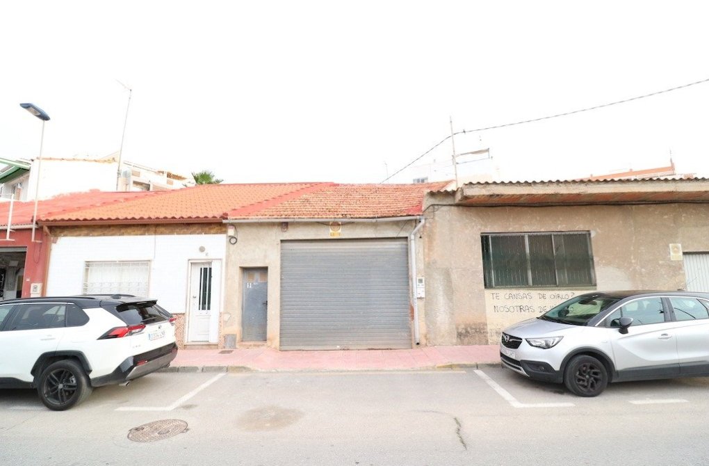 Resale - house - Torrevieja - Acequion