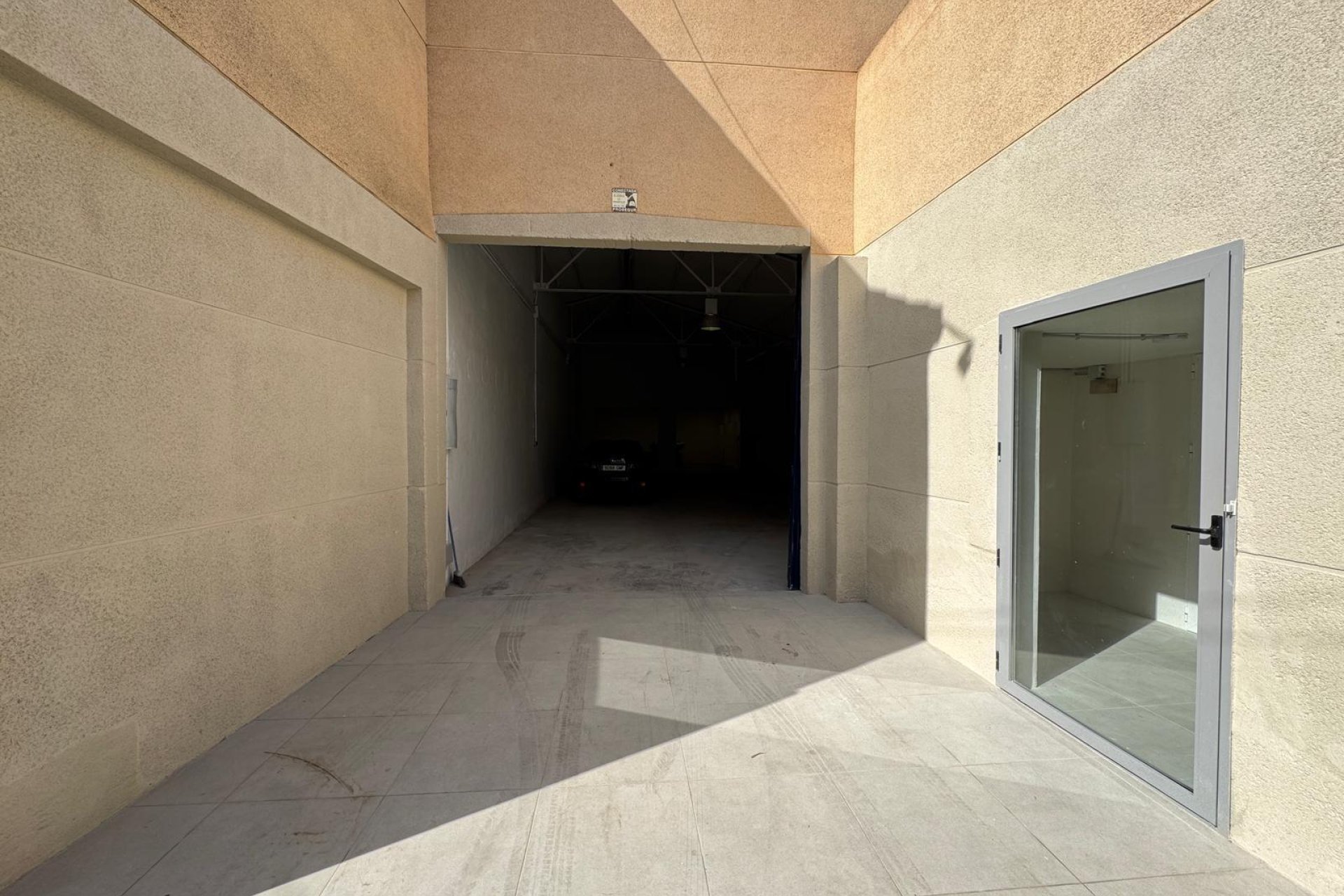 Resale - Industrial unit - Torrevieja - Centro