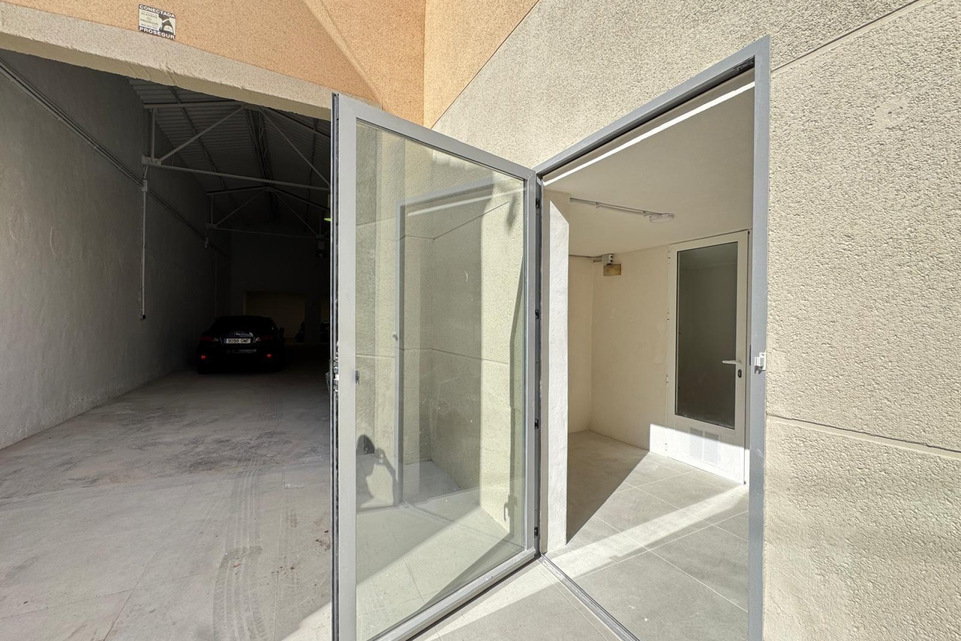 Resale - Industrial unit - Torrevieja - Centro