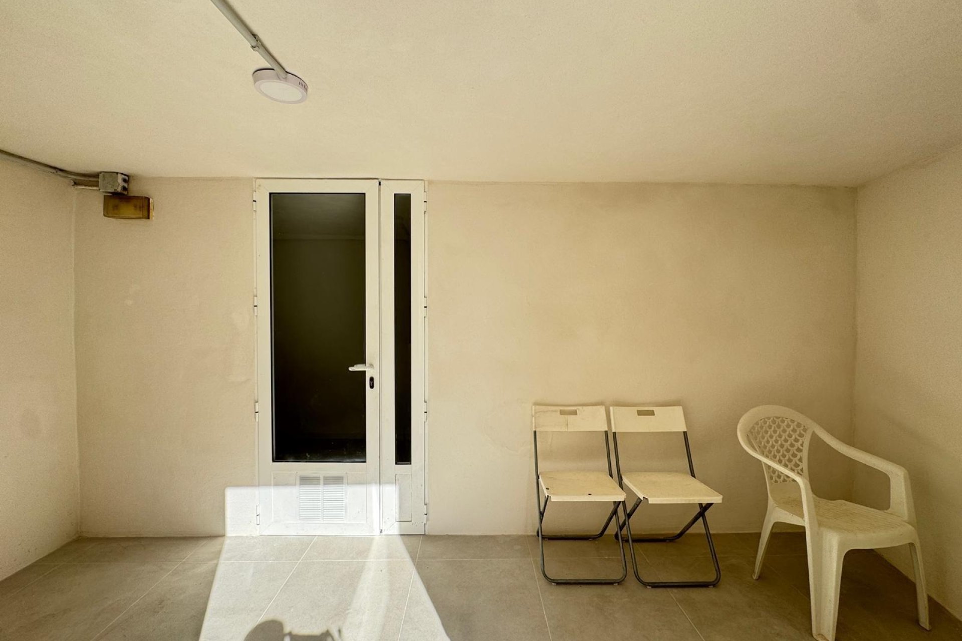 Resale - Industrial unit - Torrevieja - Centro