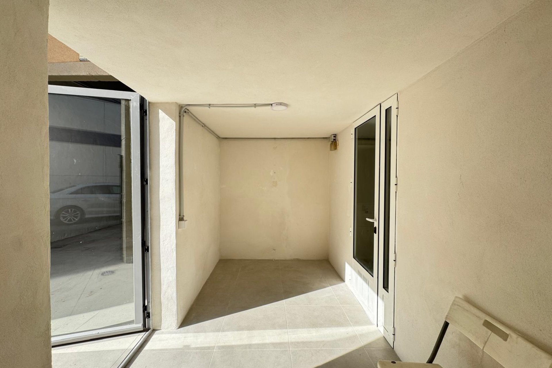 Resale - Industrial unit - Torrevieja - Centro