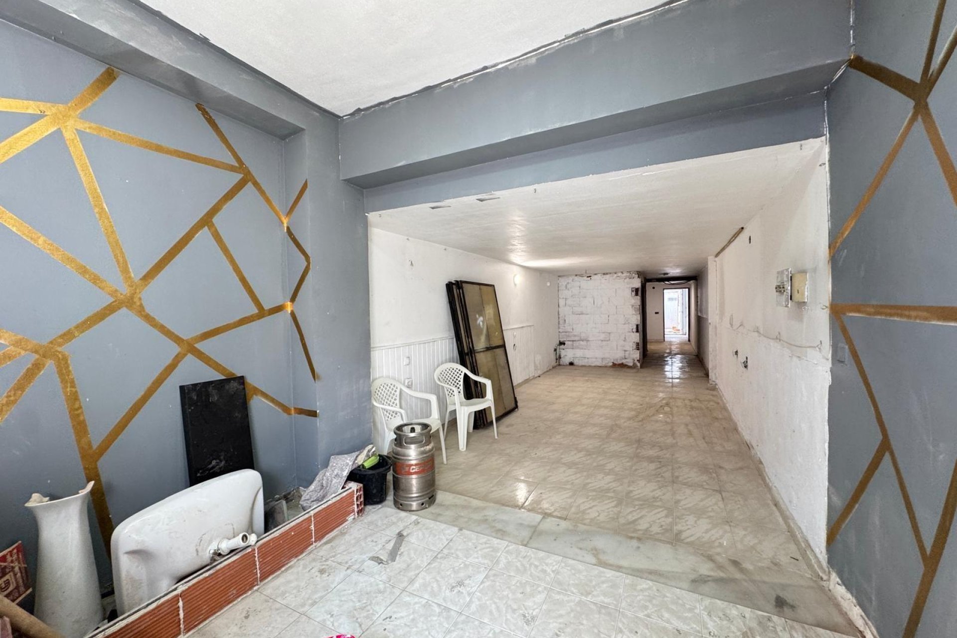 Resale - Industrial unit - Torrevieja - Centro