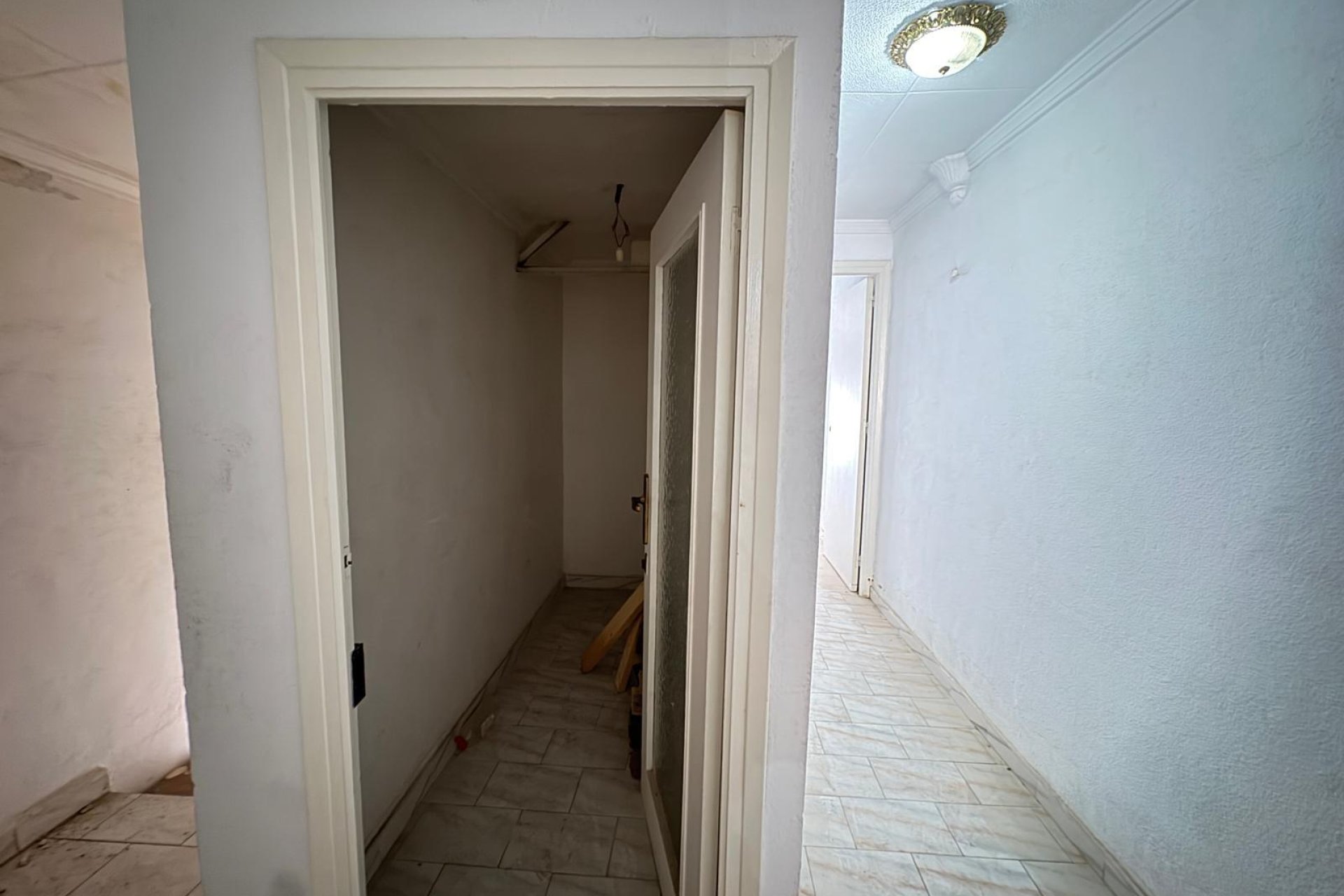 Resale - Industrial unit - Torrevieja - Centro