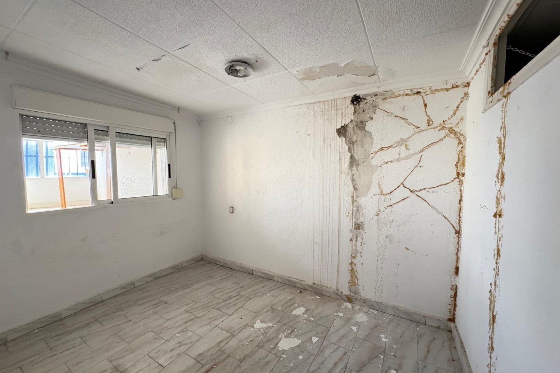 Resale - Industrial unit - Torrevieja - Centro