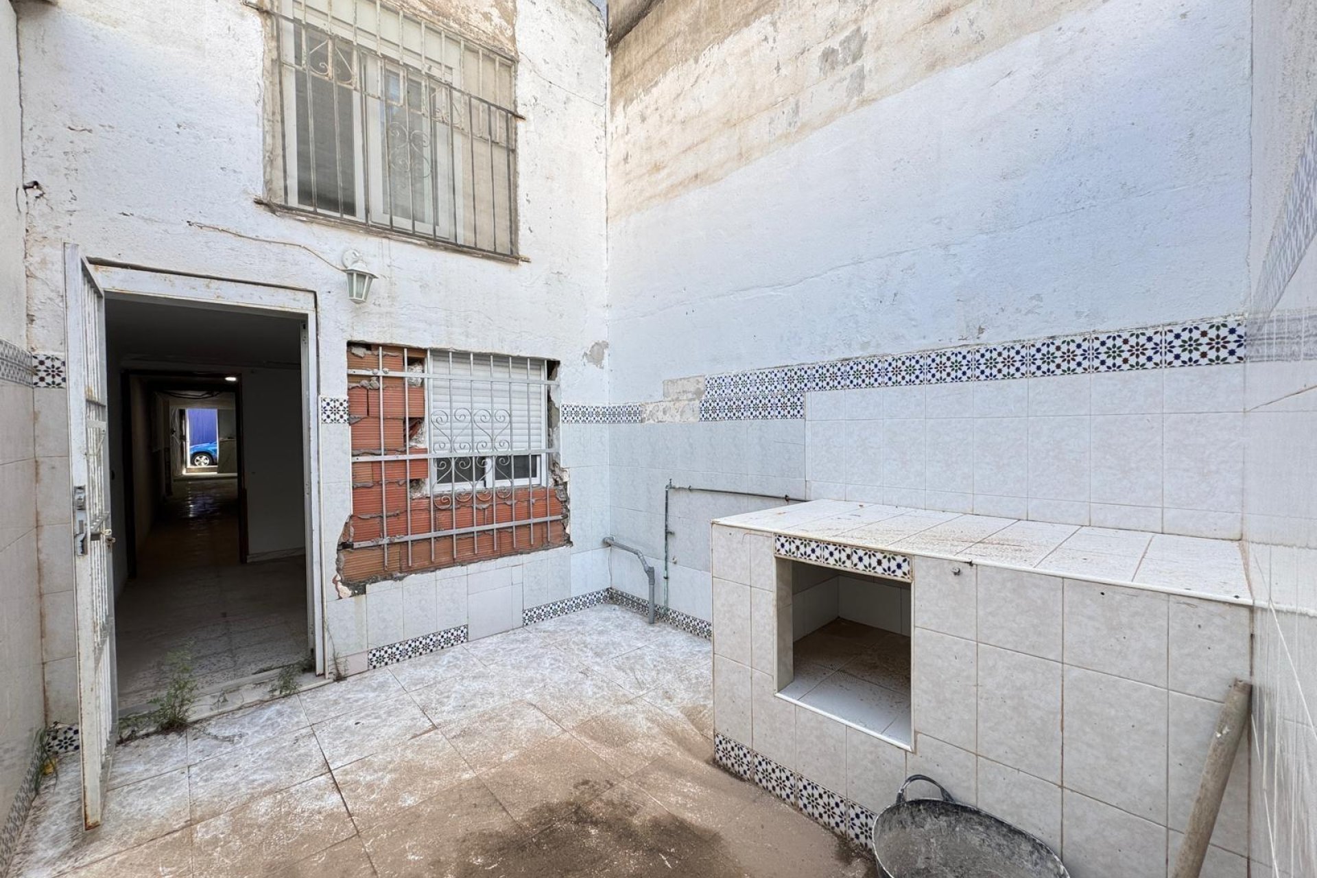 Resale - Industrial unit - Torrevieja - Centro