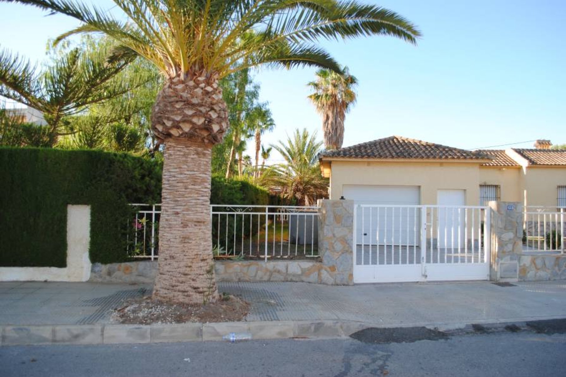 Resale - Parcela - Orihuela Costa - Cabo Roig