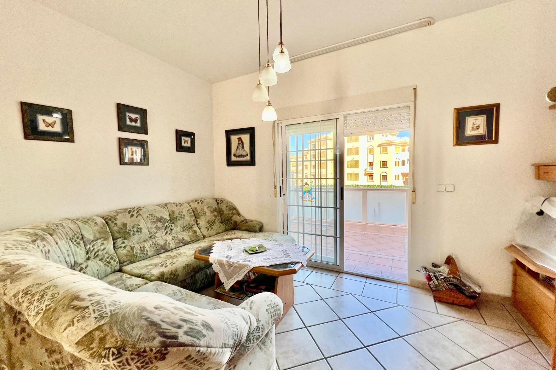 Resale - Semi - Torrevieja - Cabo cervera