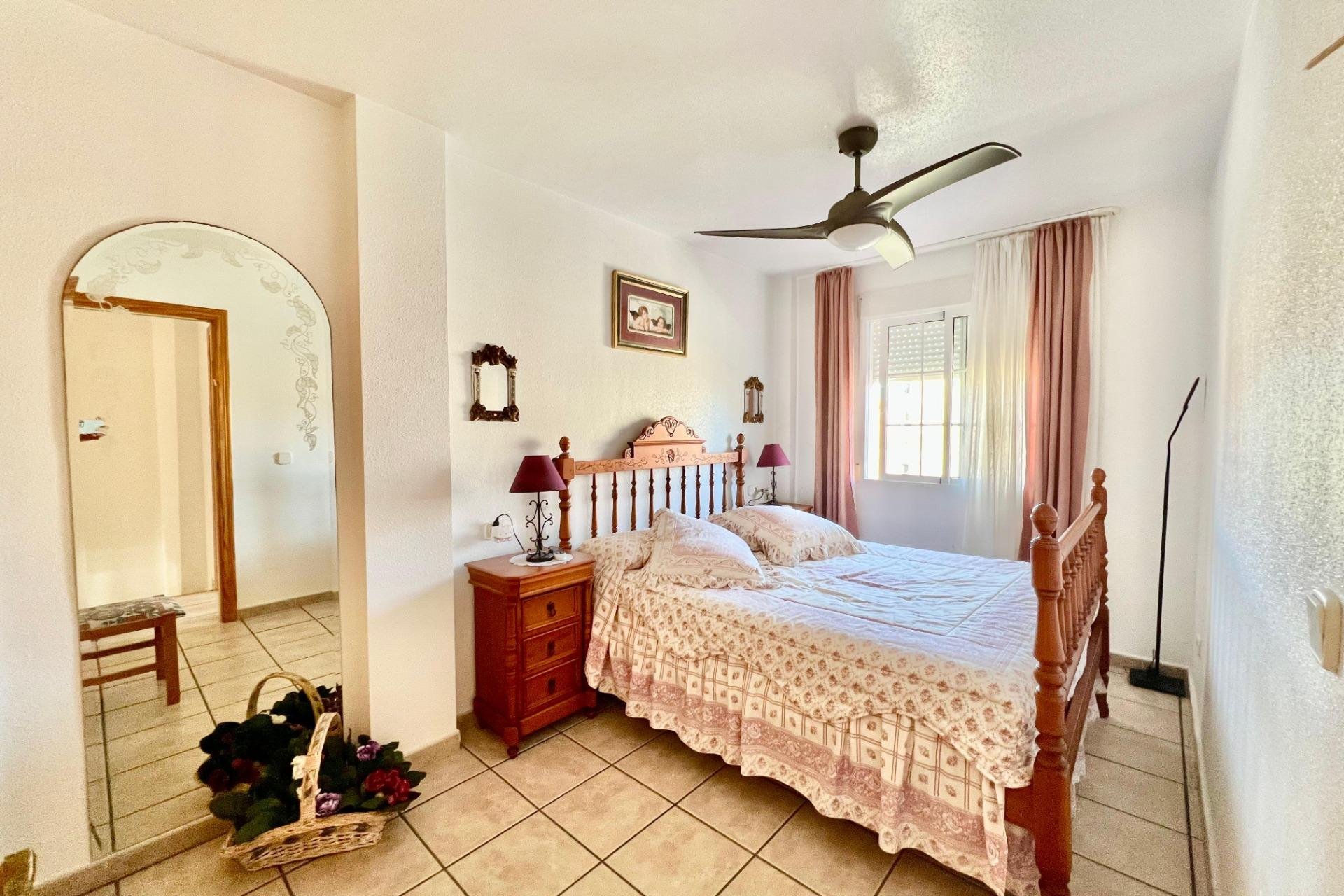 Resale - Semi - Torrevieja - Cabo cervera