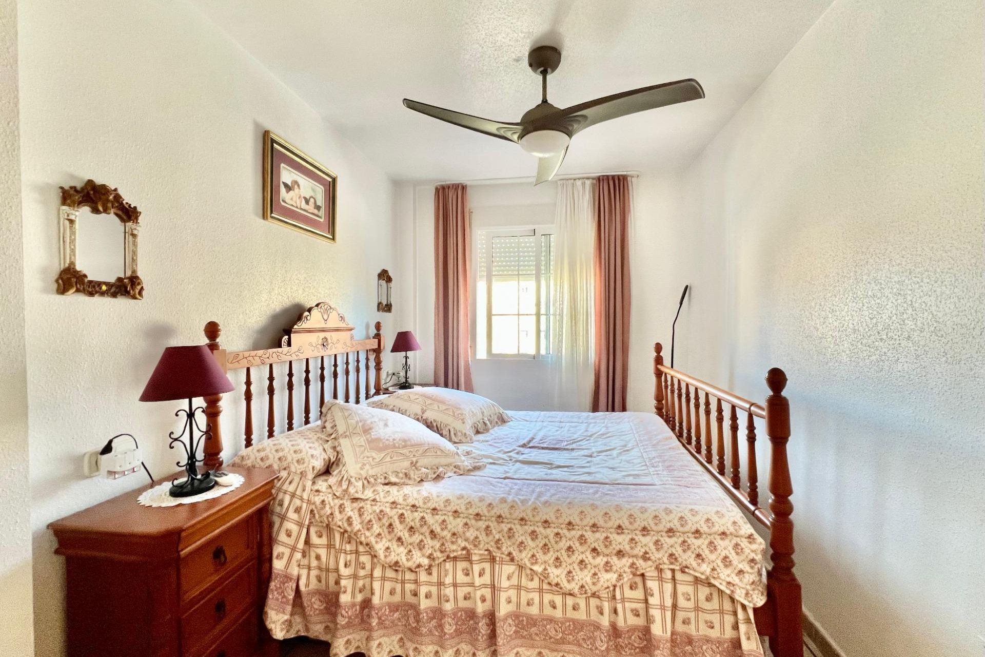 Resale - Semi - Torrevieja - Cabo cervera