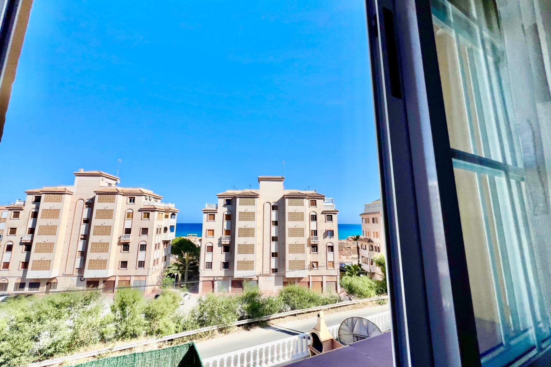 Resale - Semi - Torrevieja - Cabo cervera