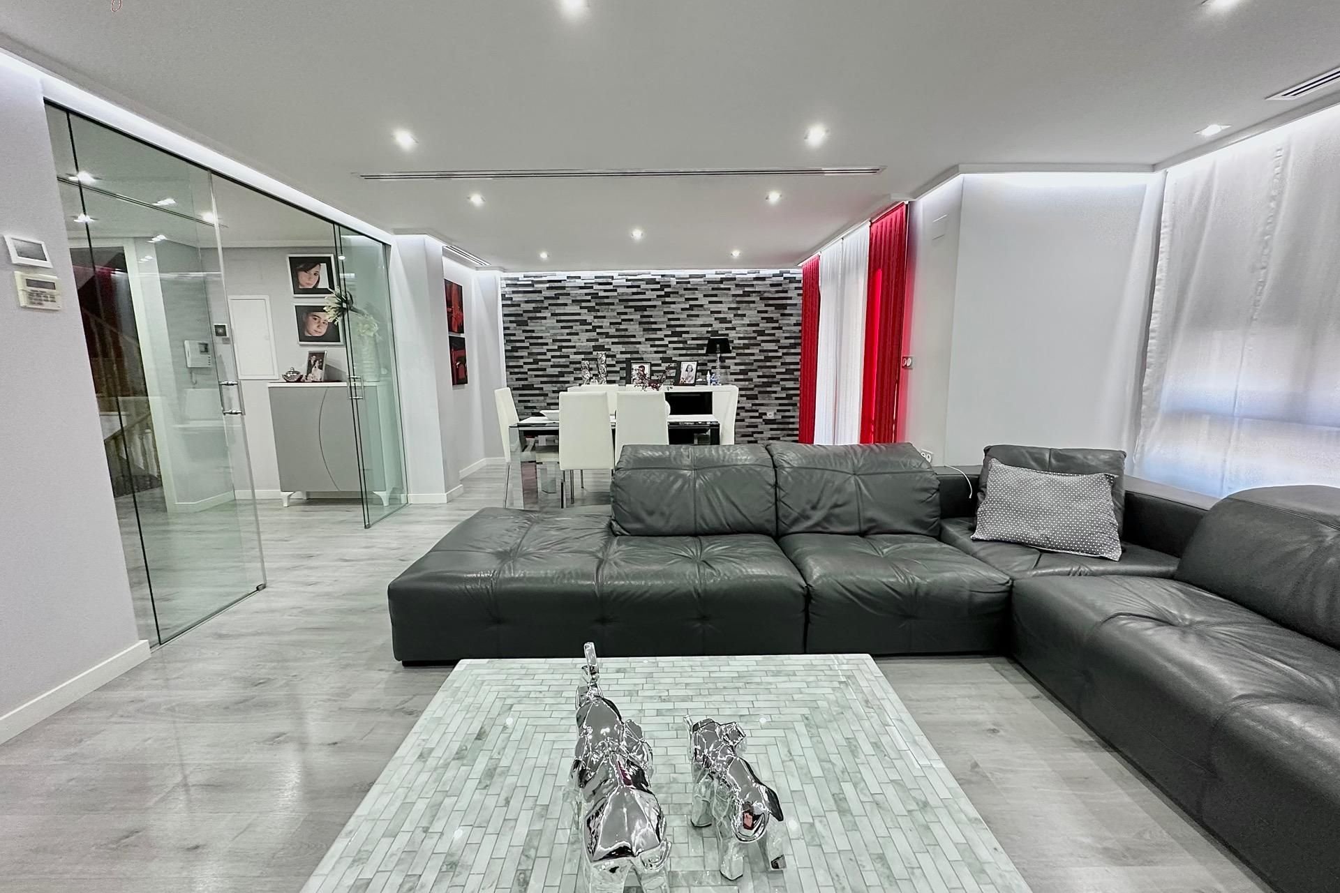 Resale - Special offer - Torrevieja - Paseo maritimo