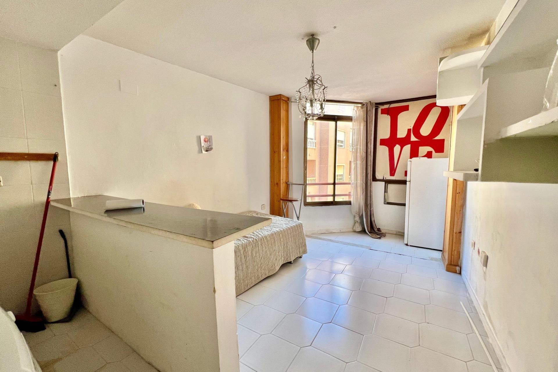 Resale - Studio - Torrevieja - Centro