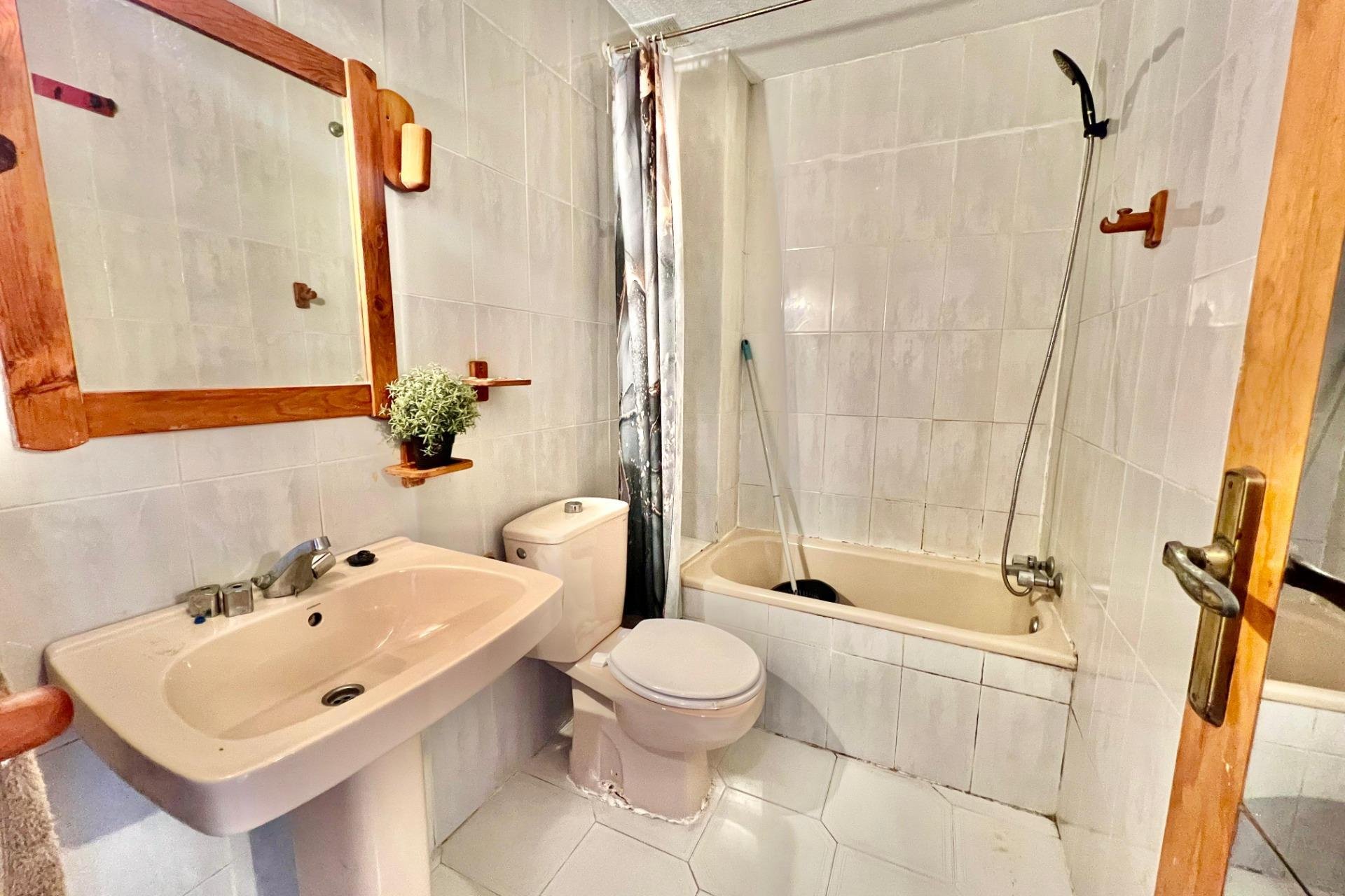 Resale - Studio - Torrevieja - Centro