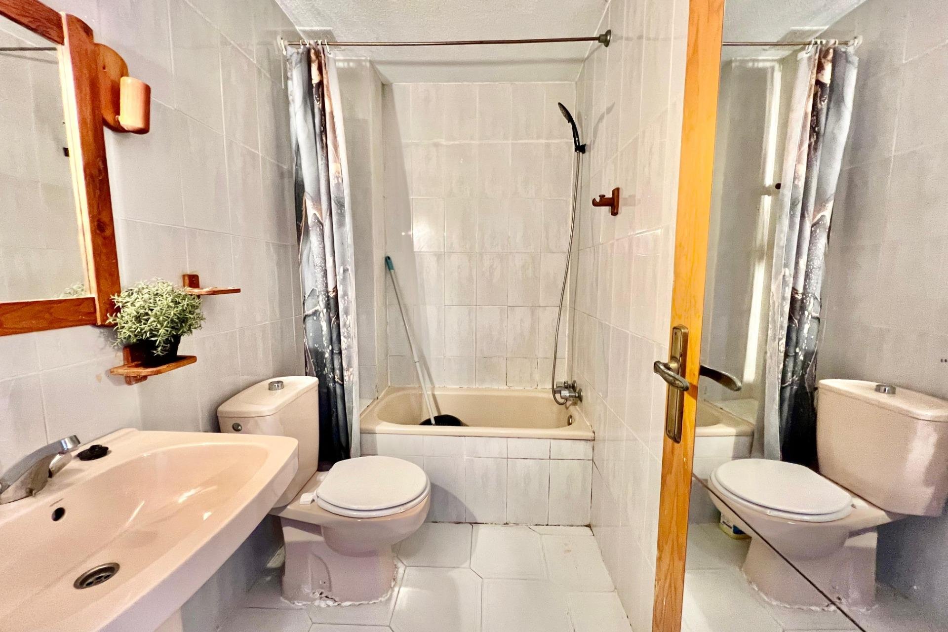 Resale - Studio - Torrevieja - Centro