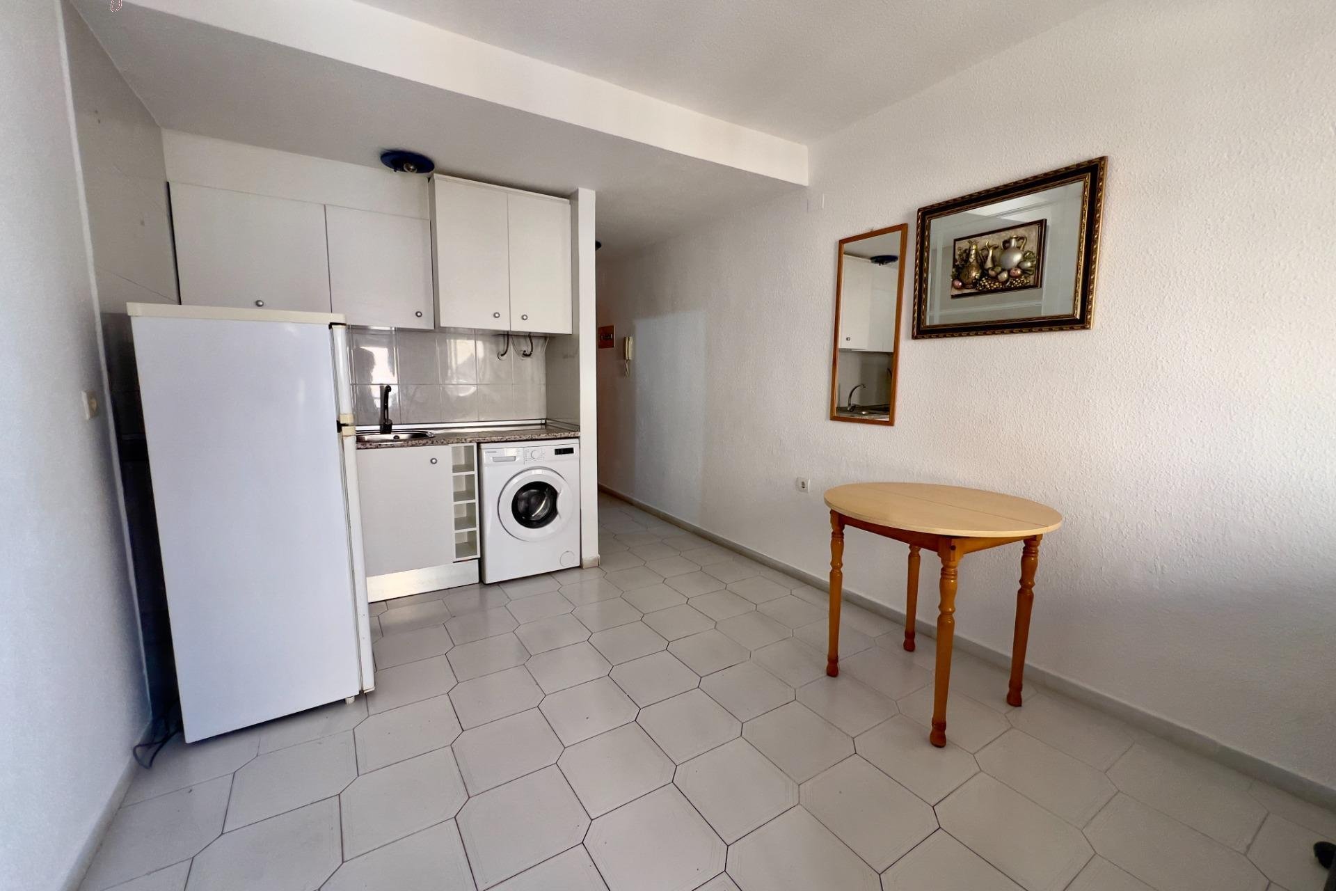 Resale - Studio - Torrevieja - Centro