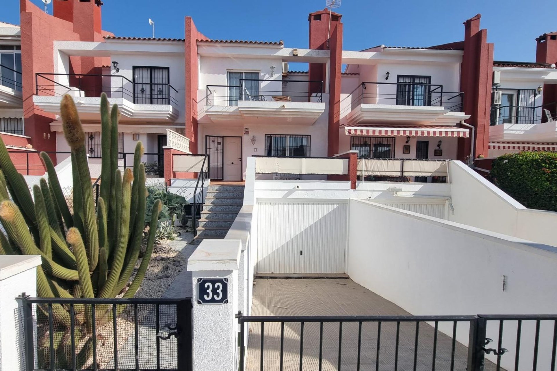 Resale - Terraced house - Guardamar del Segura - EL RASO