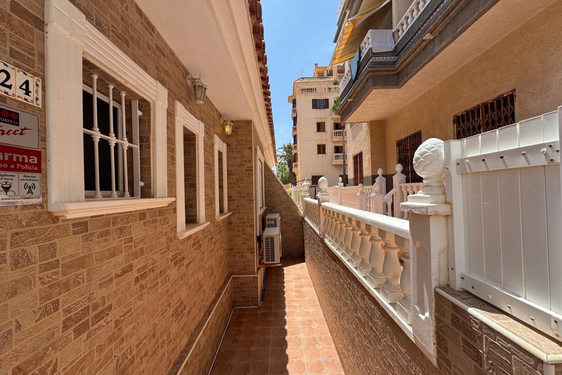 Resale - Terraced house - Guardamar del Segura - Urbanizaciones