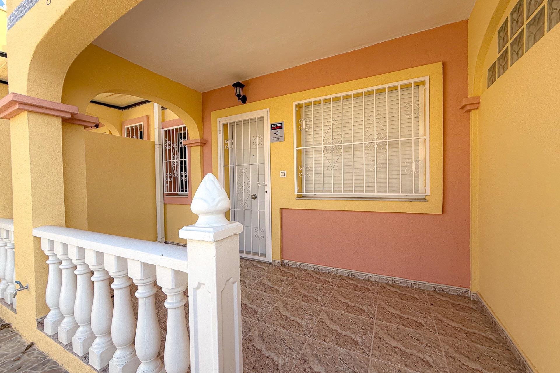 Resale - Terraced house - Orihuela Costa - Las Filipinas