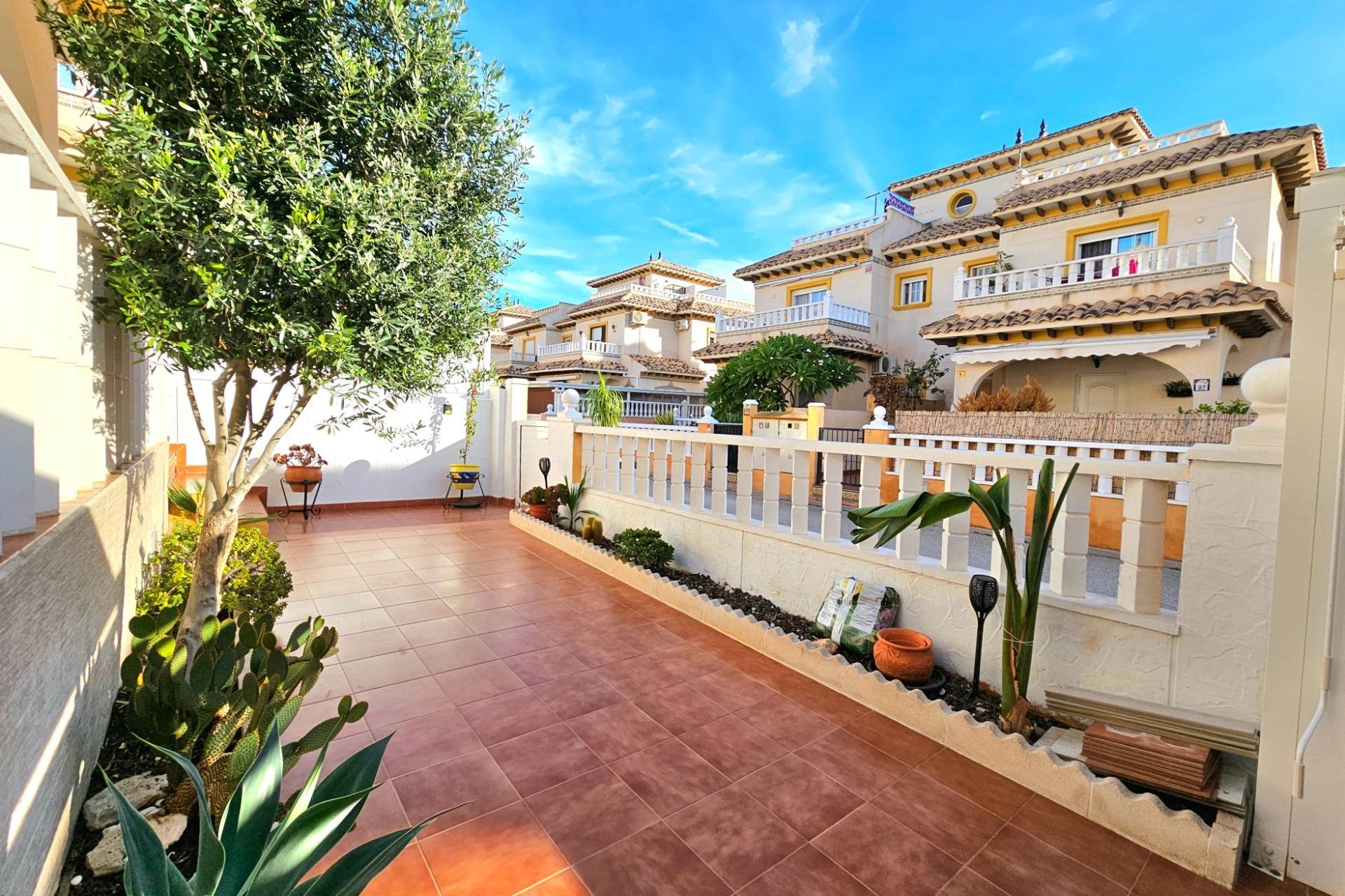 Resale - Terraced house - Orihuela Costa - Lomas de Cabo Roig