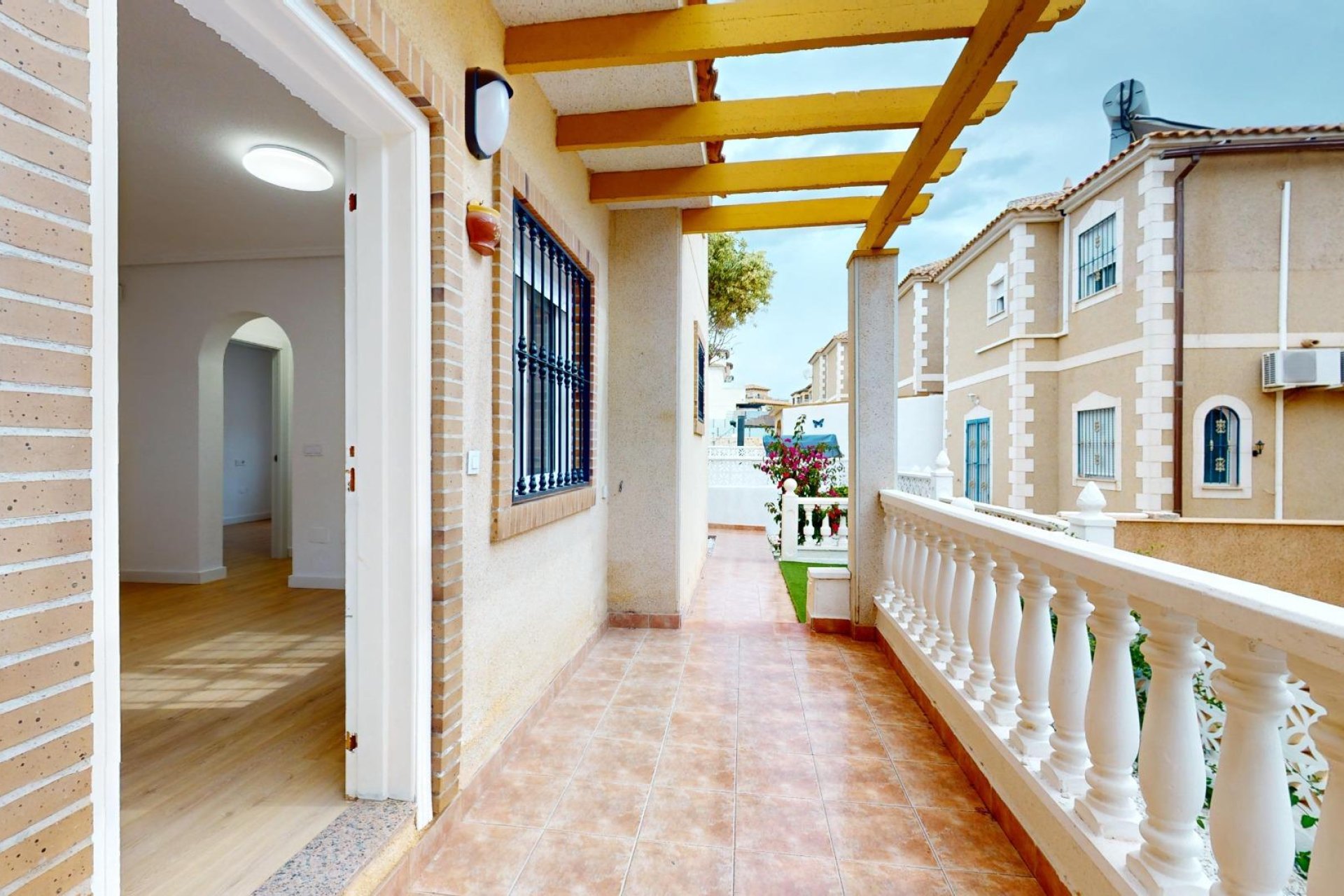 Resale - Terraced house - San Miguel de Salinas - BLUE LAGOON