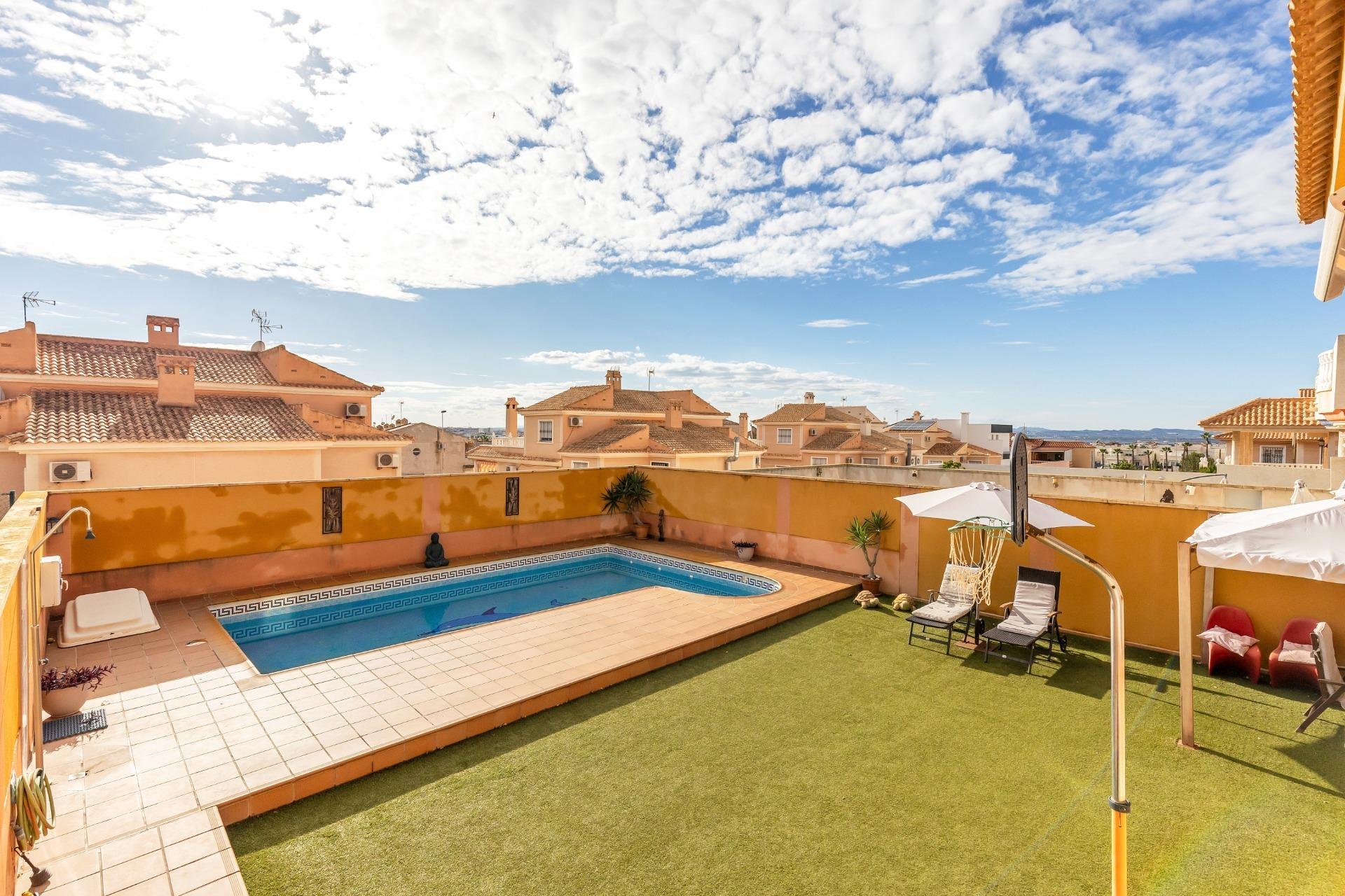 Resale - Terraced house - Torrevieja - Aguas Nuevas