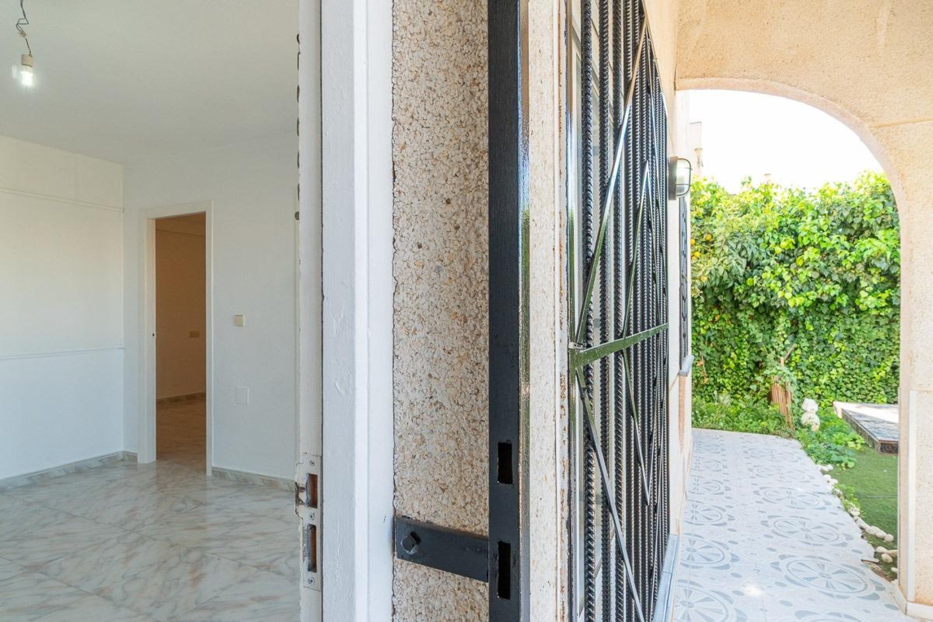 Resale - Terraced house - Torrevieja - Carrefour