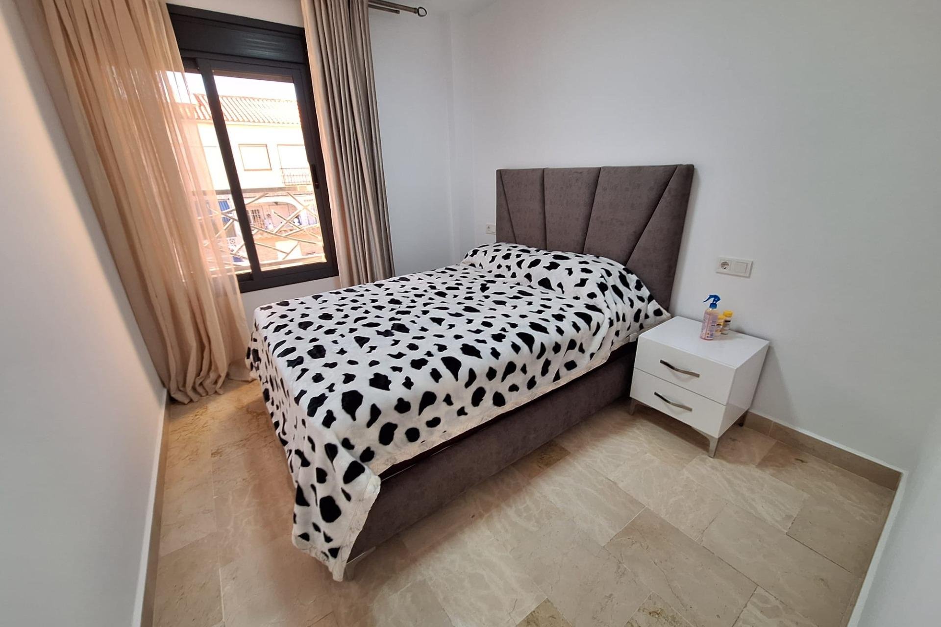 Resale - Terraced house - Torrevieja - Centro