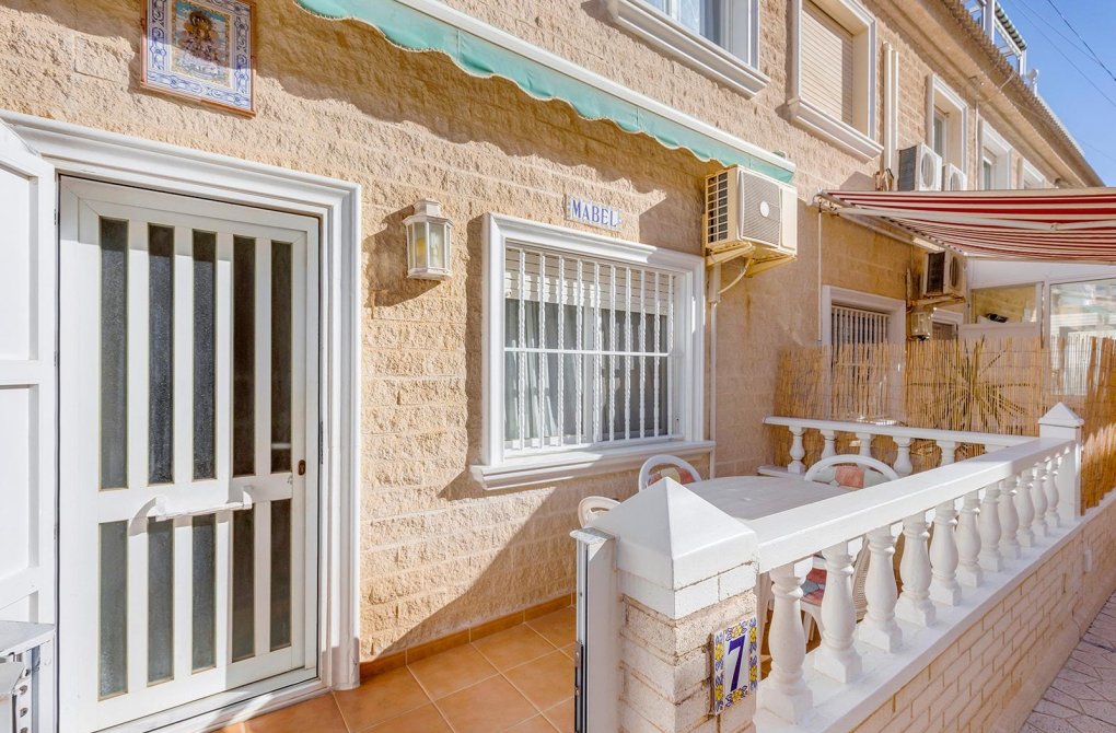 Resale - Terraced house - Torrevieja - La Mata