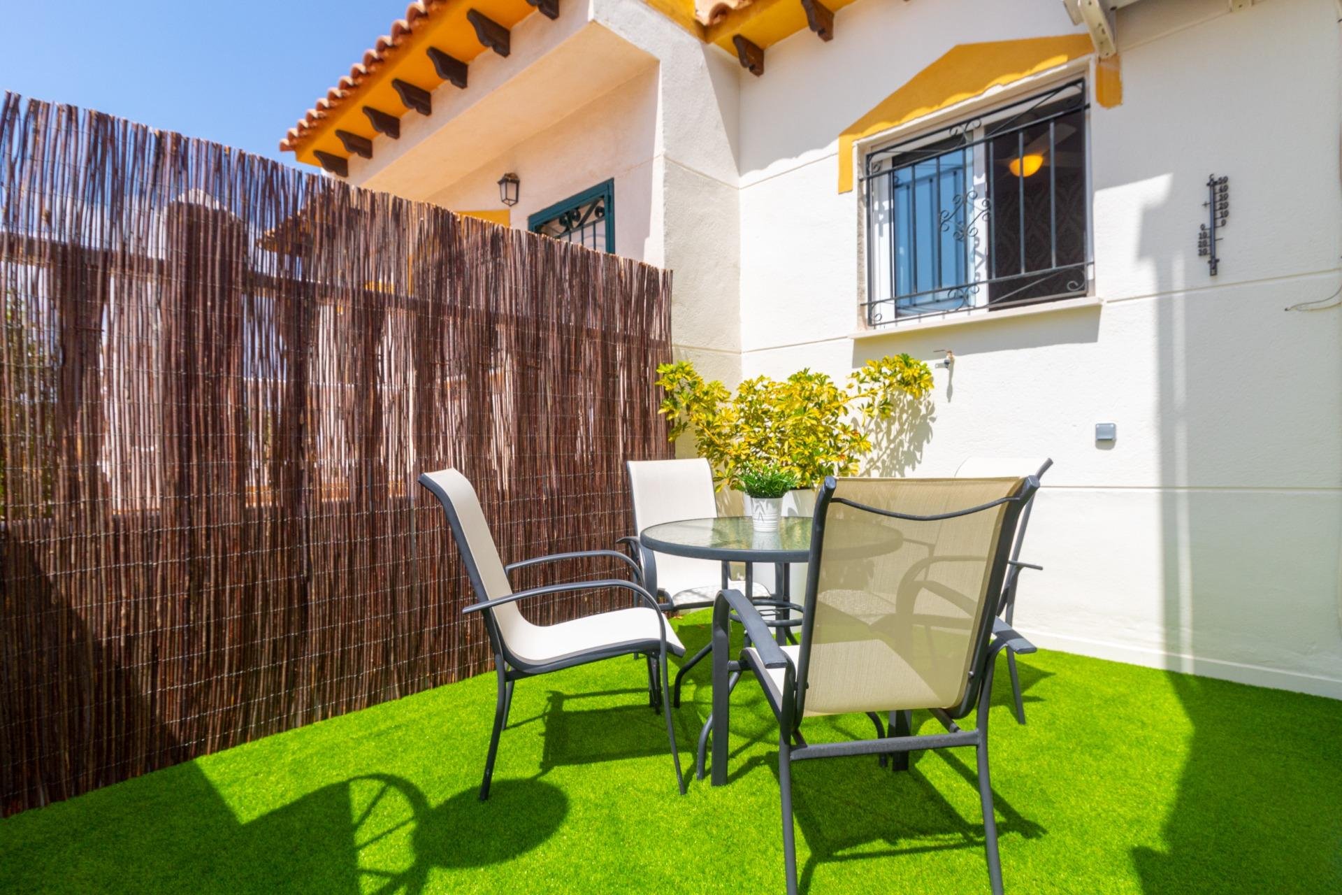 Resale - Terraced house - Torrevieja - Los altos
