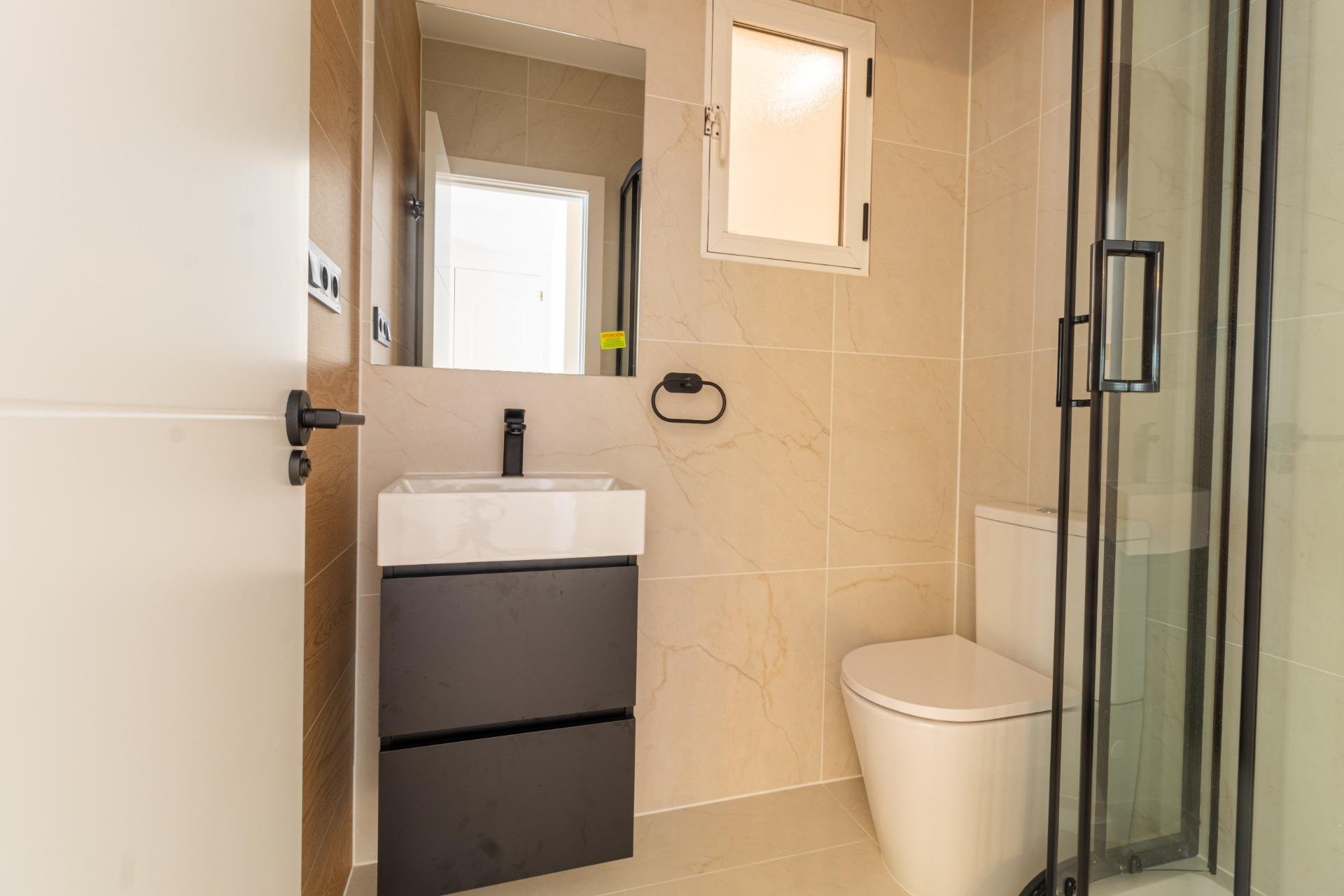 Resale - Terraced house - Torrevieja - Los altos