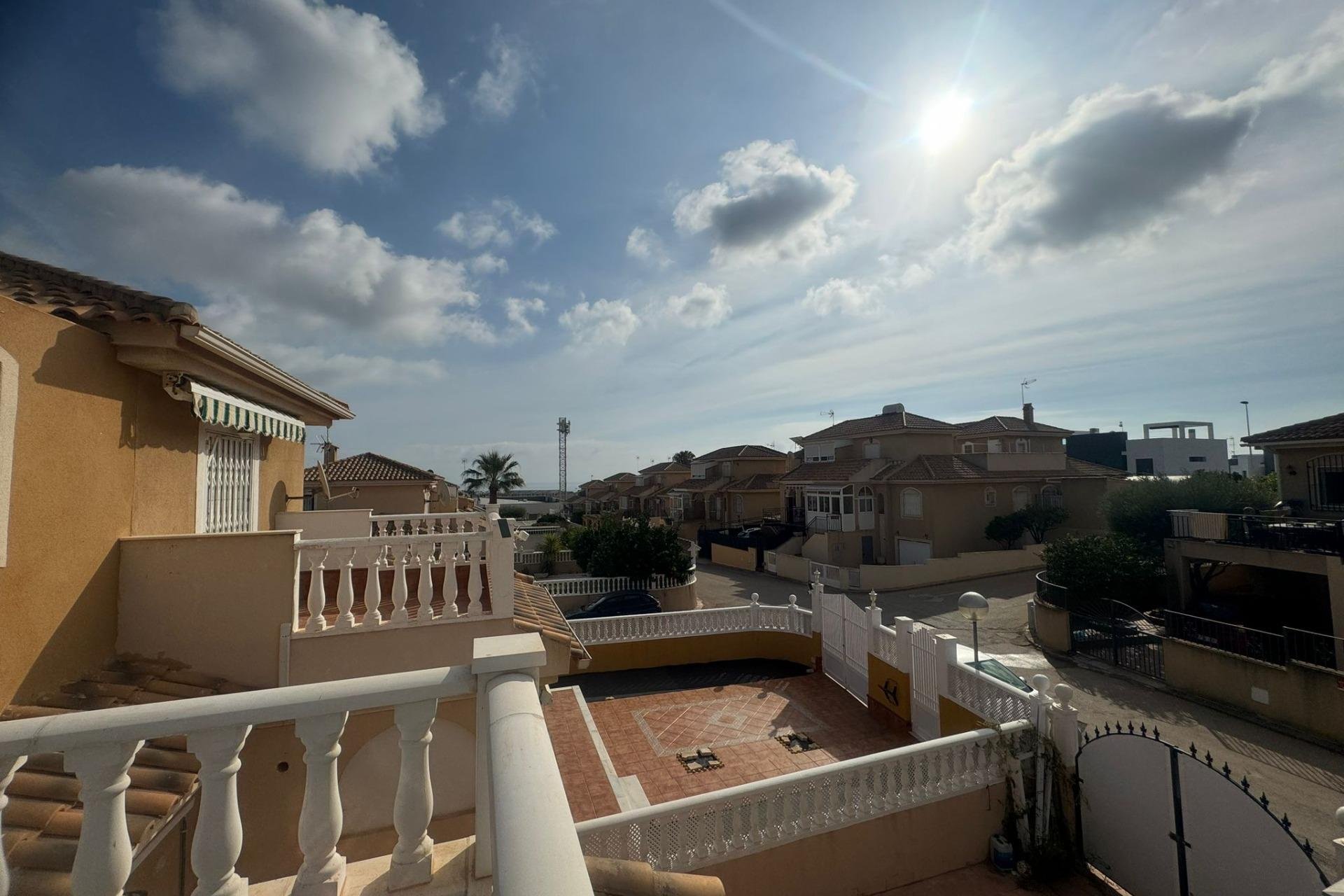 Resale - Terraced house - Torrevieja - Los altos