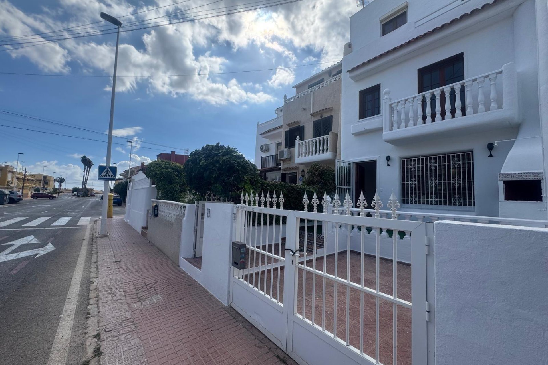 Resale - Terraced house - Torrevieja - Los Frutales