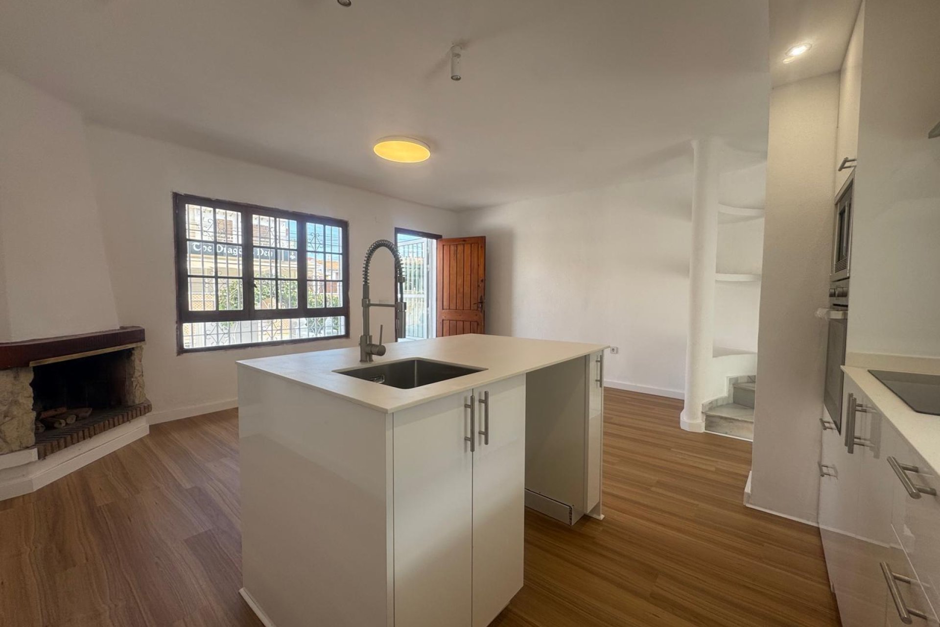 Resale - Terraced house - Torrevieja - Los Frutales