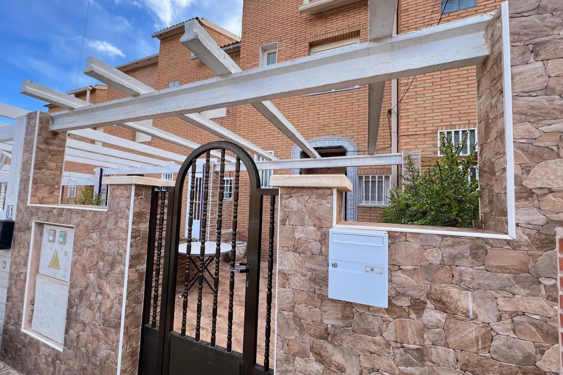 Resale - Terraced house - Torrevieja - Los Frutales