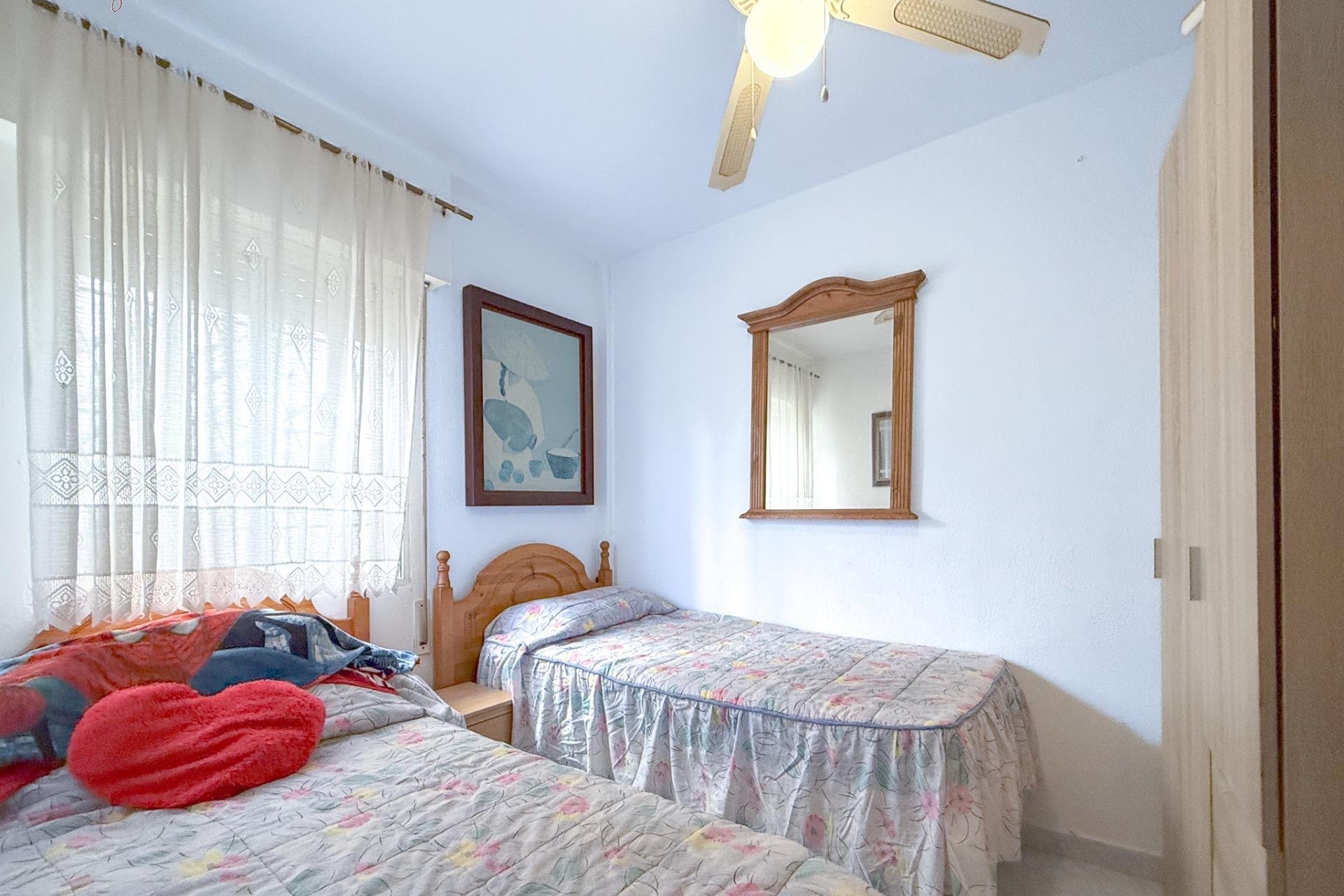 Resale - Terraced house - Torrevieja - Torretas