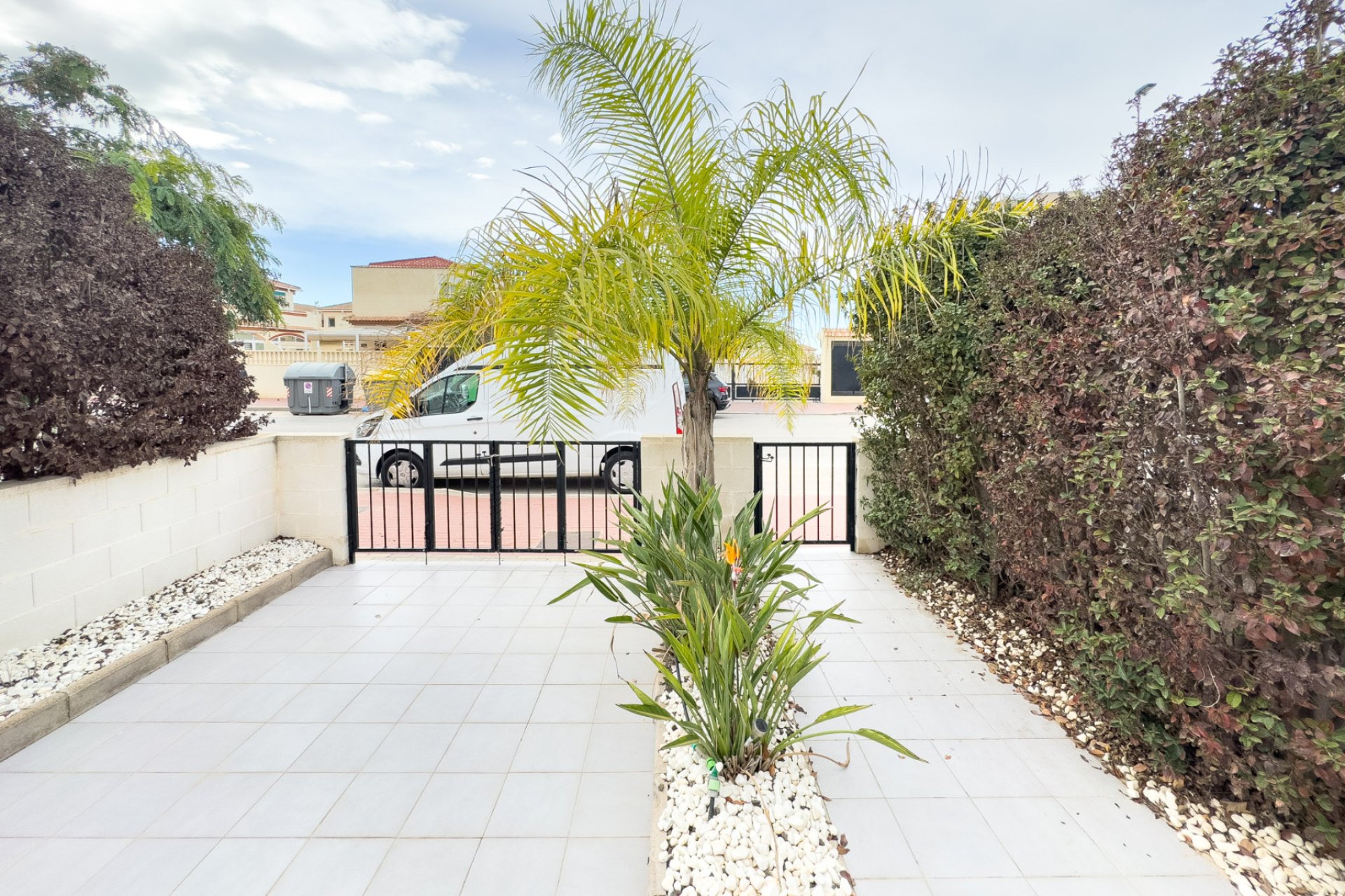 Resale - Town house - Torrevieja - Aguas Nuevas