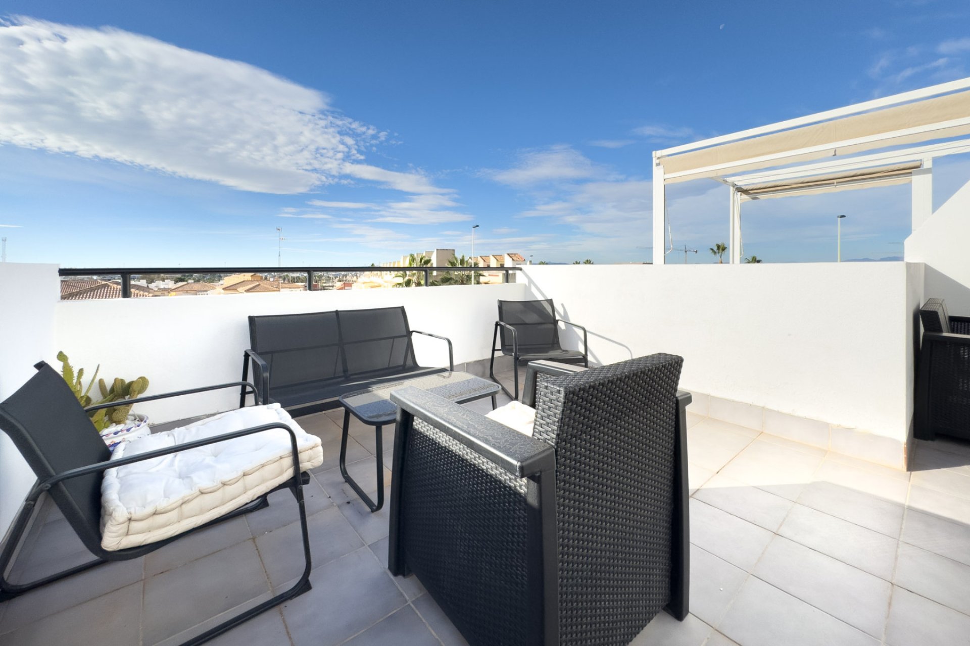 Resale - Town house - Torrevieja - Aguas Nuevas