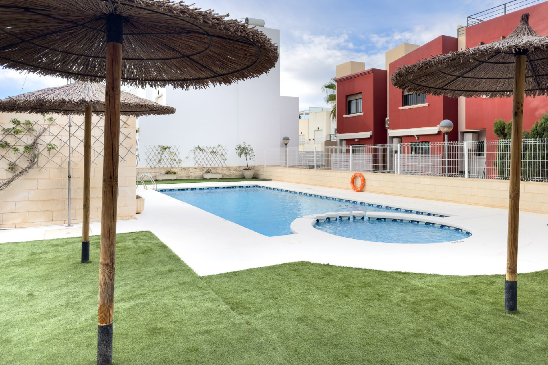 Resale - Town house - Torrevieja - Aguas Nuevas