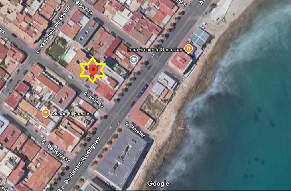 Resale - Town house - Torrevieja - Playa de los Naufragos