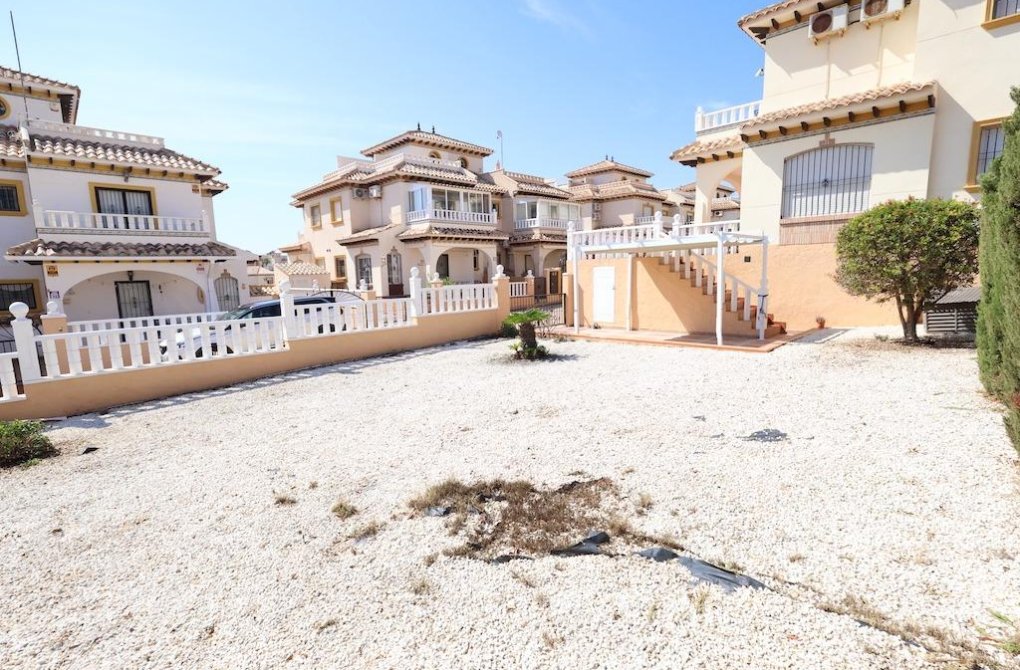 Resale - Townhouse - Orihuela Costa - Montezenia