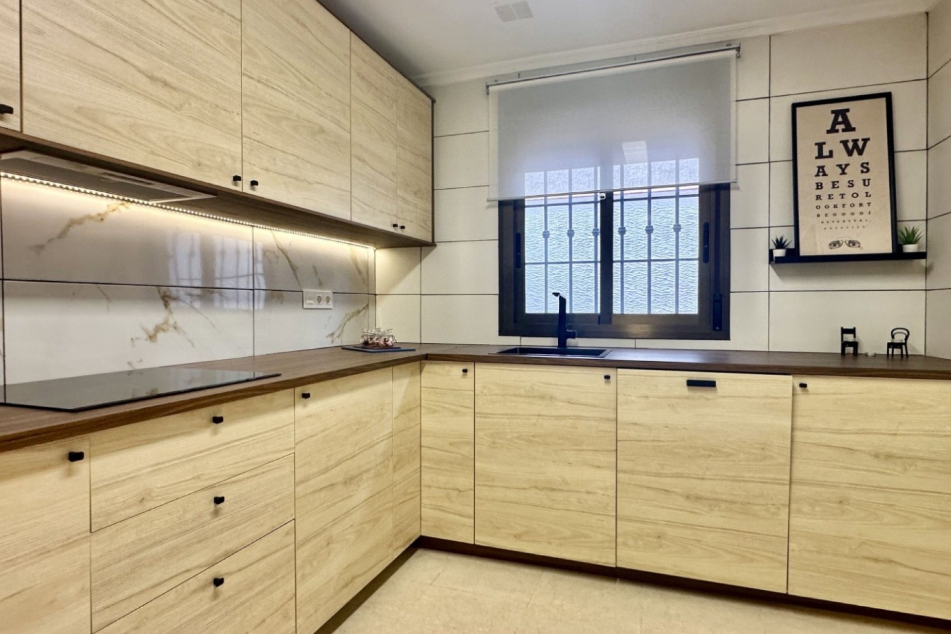 Resale - Townhouse - San Miguel de Salinas