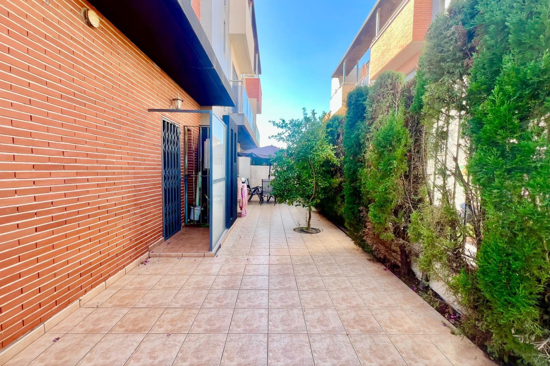 Resale - Triplex - Torrevieja - Sector 25