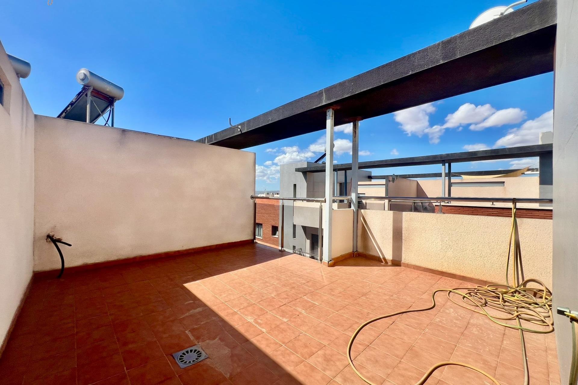 Resale - Triplex - Torrevieja - Sector 25