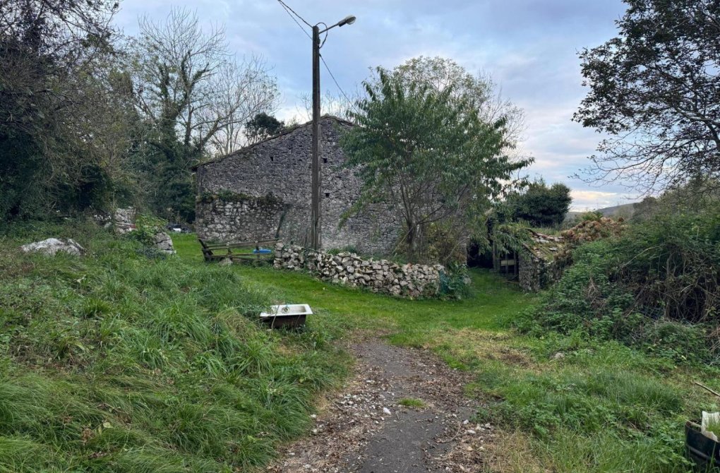 Resale - urban plot - Llanes - Cué-San Roque-Andrín