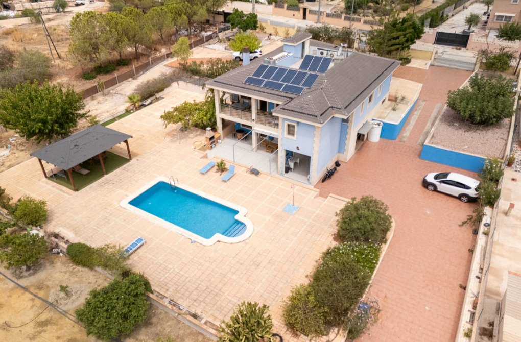 Resale - Villa - Alicante - Rebolledo