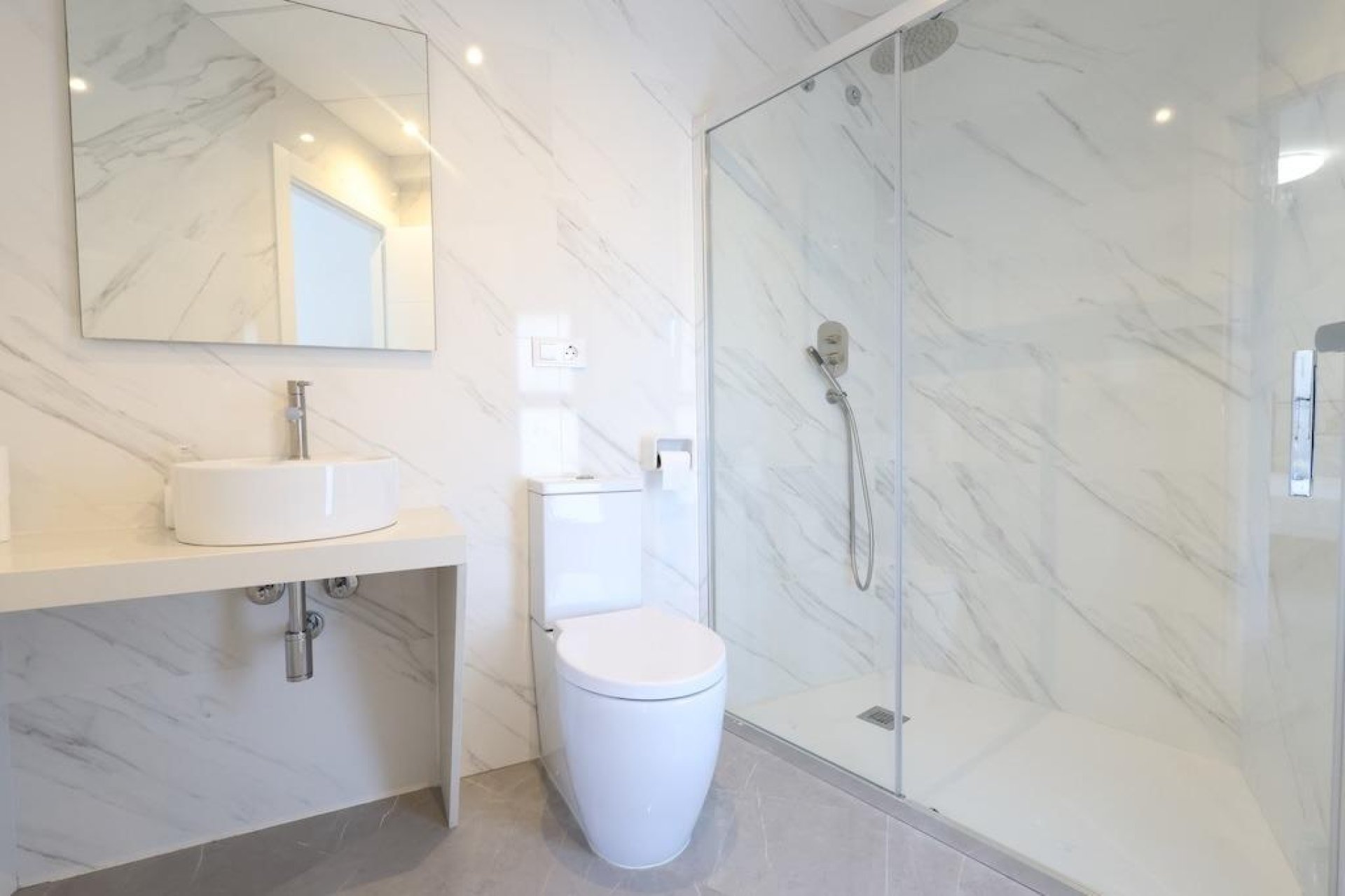 Resale - Villa - Cabo Roig - MUY CERCA DE LA PLAYA