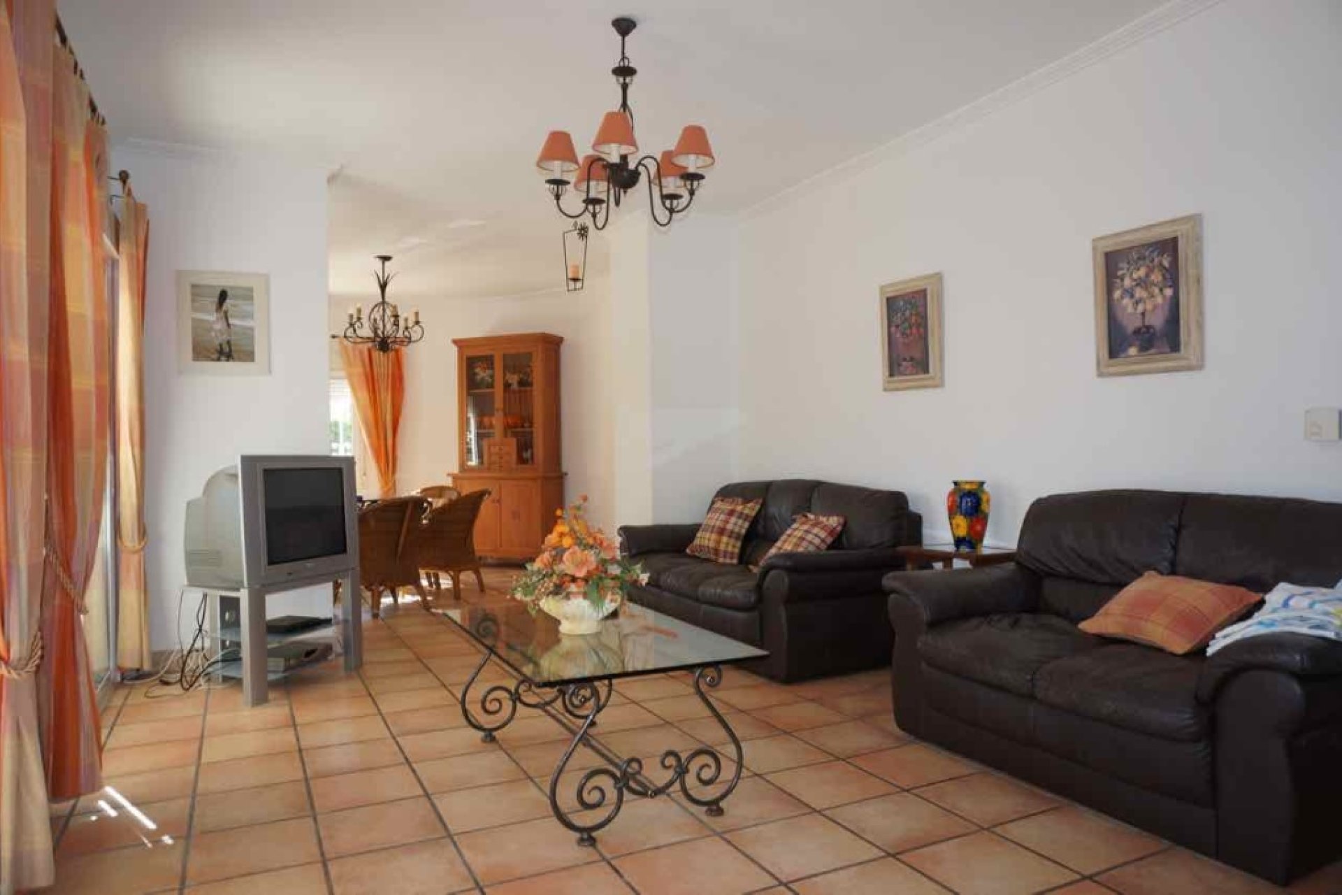 Resale - Villa - Cabo Roig