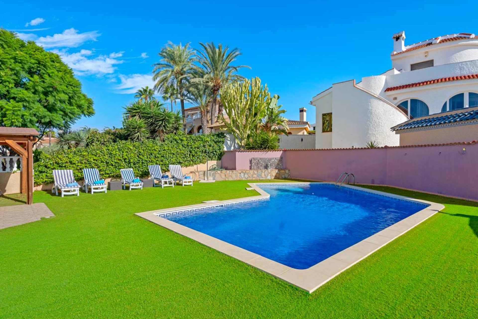 Resale - Villa - Ciudad Quesada