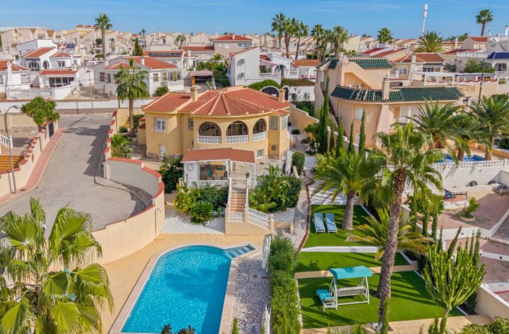 Resale - Villa - Ciudad Quesada