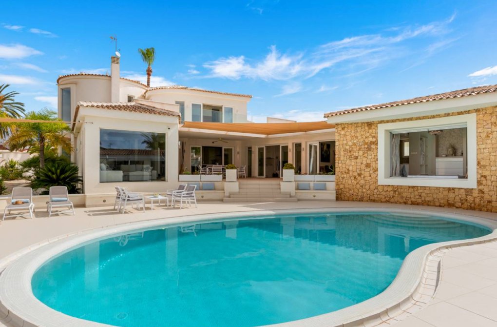 Resale - Villa - Ciudad Quesada